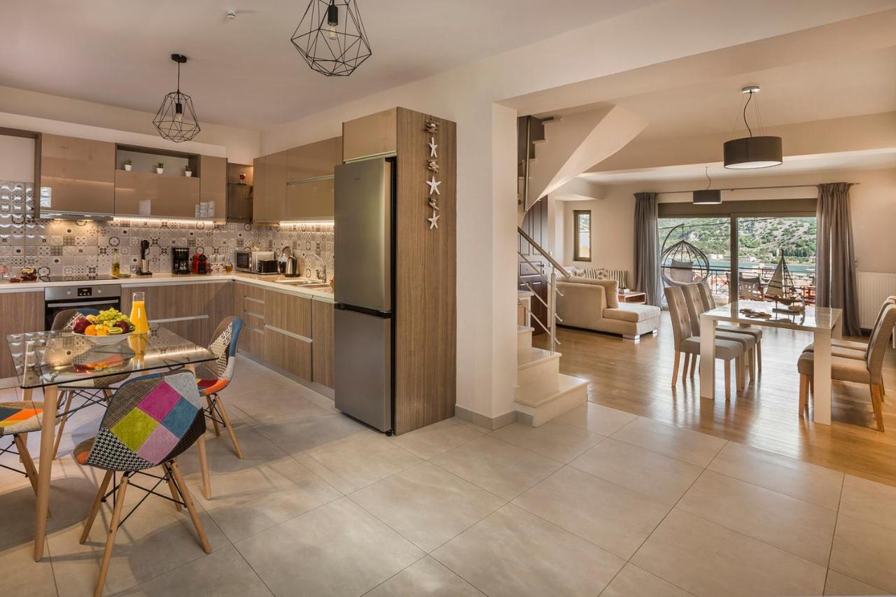 Grand View Maisonette อาร์กอสโตลี ภายนอก รูปภาพ